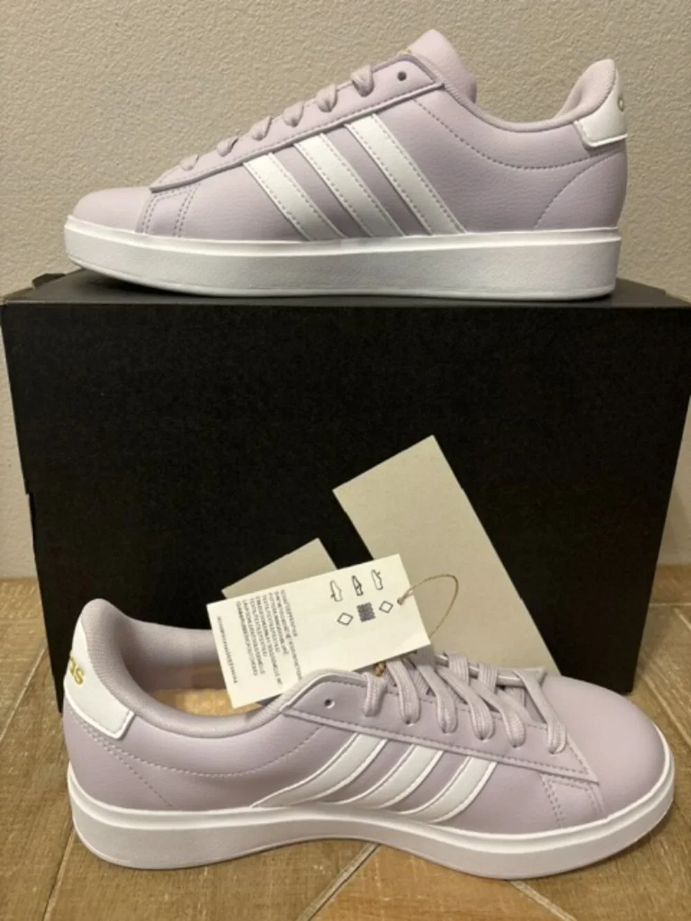 adidas Grand Court 2.0 Women's Sneakers - Light Lavender with White and Gold